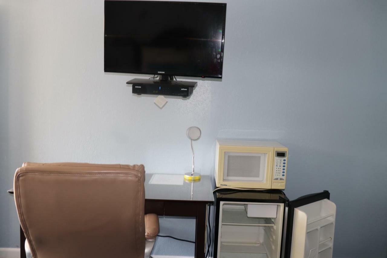 Hitching Post Country Motel Cornwall Εξωτερικό φωτογραφία