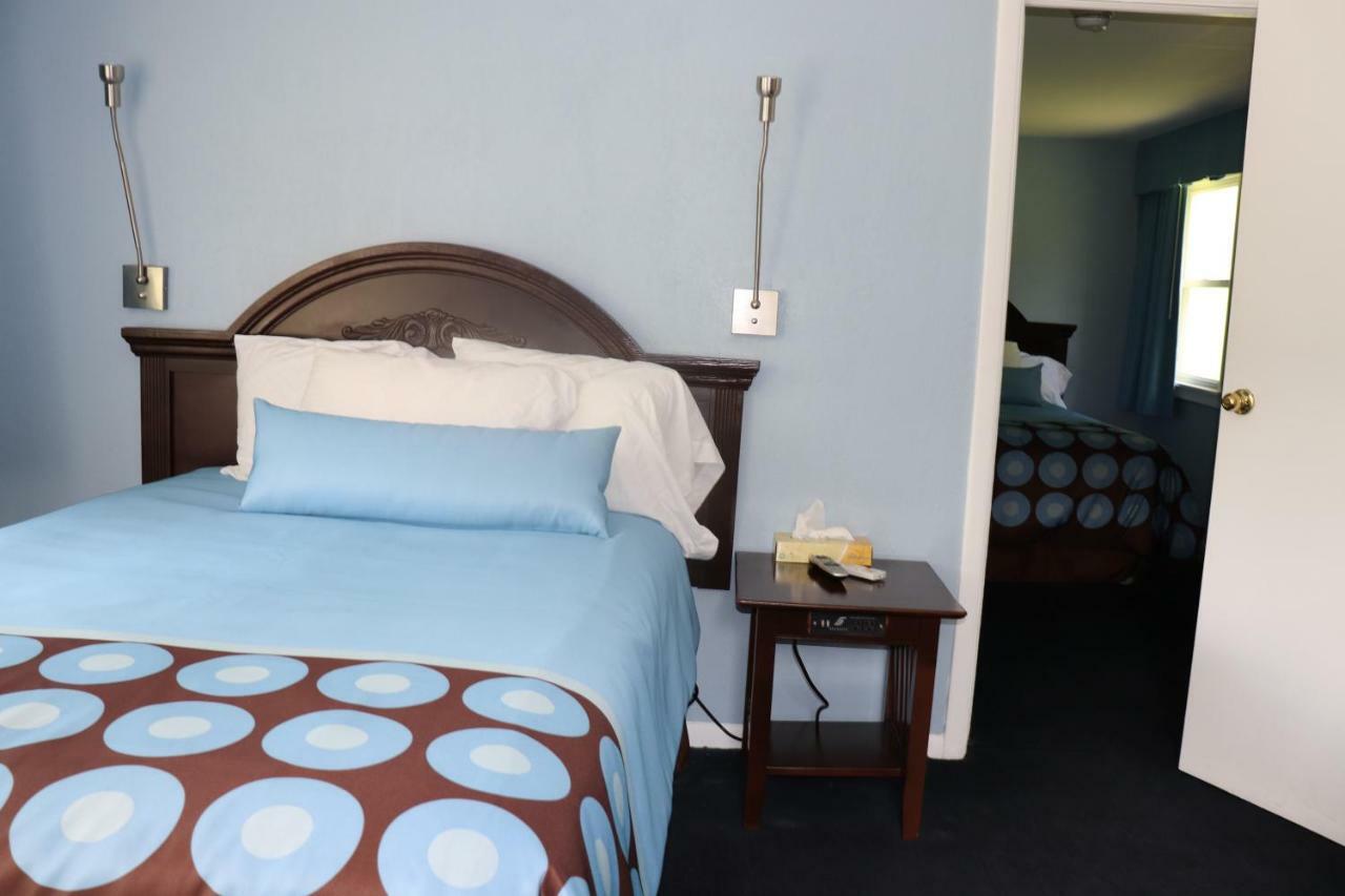 Hitching Post Country Motel Cornwall Εξωτερικό φωτογραφία